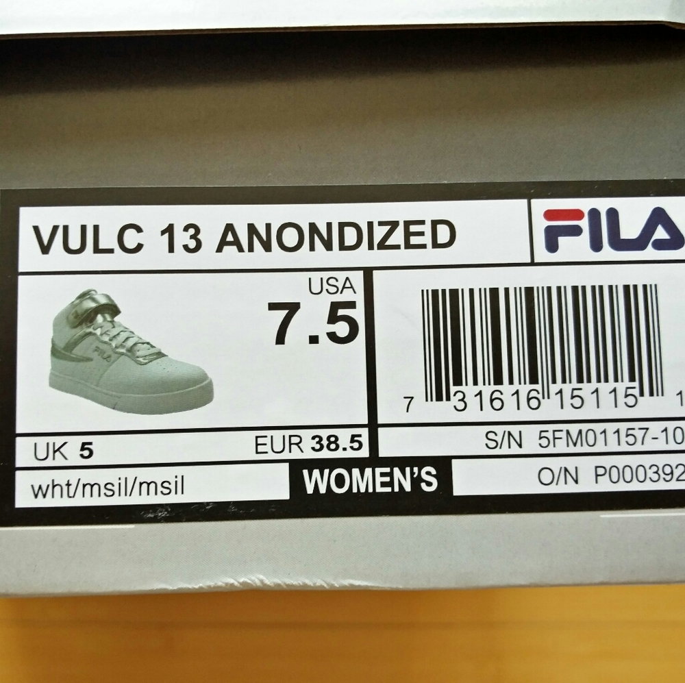 -NEW- Fila Vulcan 13 Anodized Sneakers 7.5 - Picture 16 of 16